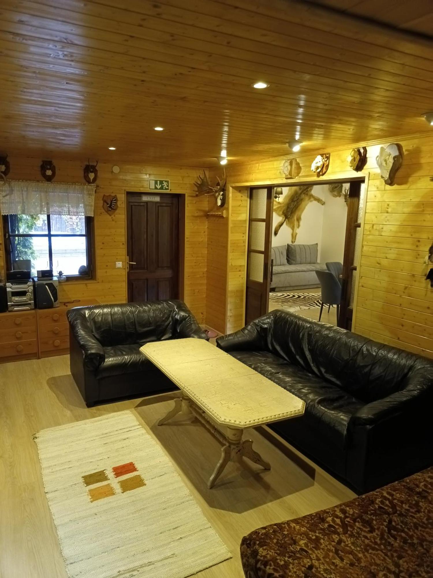 Paepealse Guesthouse Kullamaa Buitenkant foto